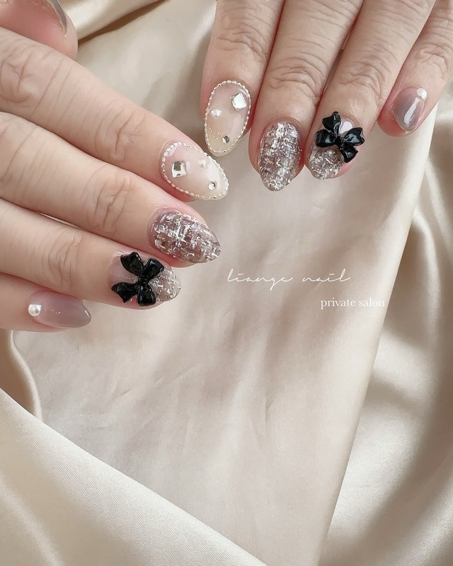 ビジューネイル15選！上品シンプル〜派手系デザインやセルフで簡単に